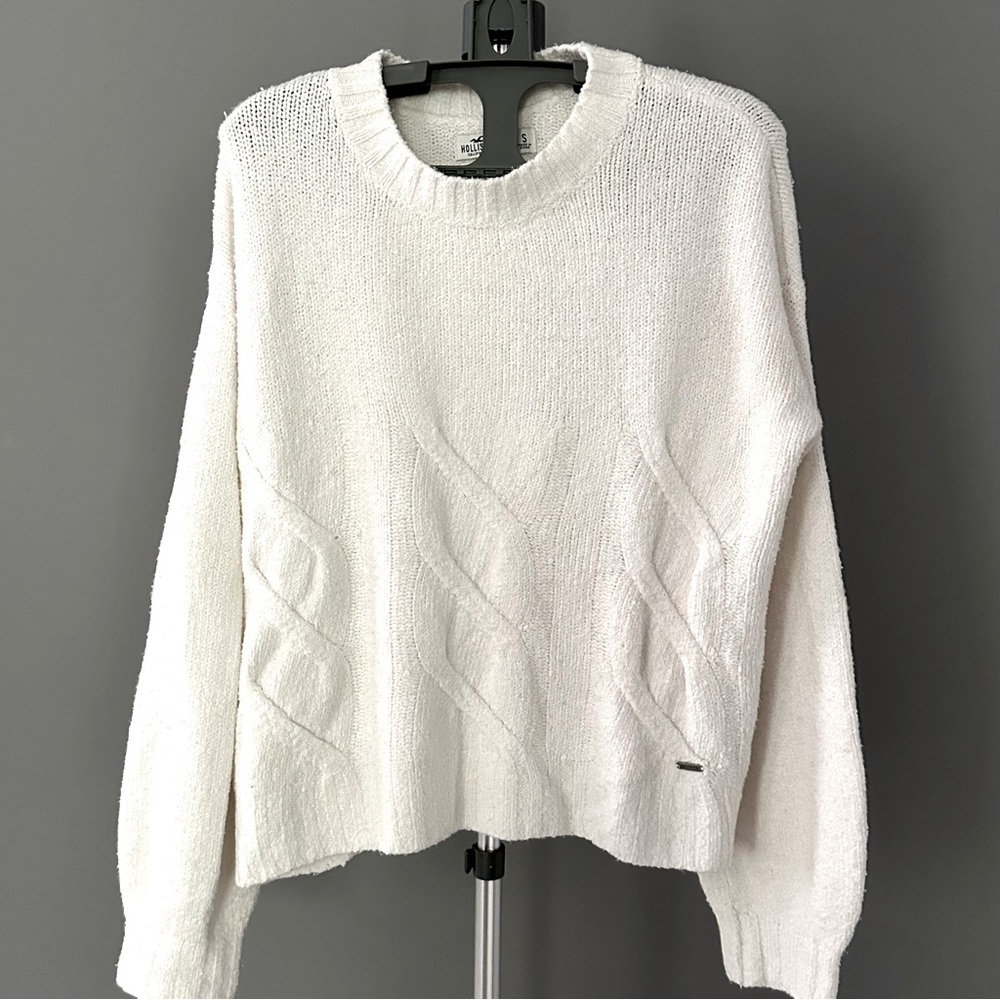 Hollister Knit Sweater